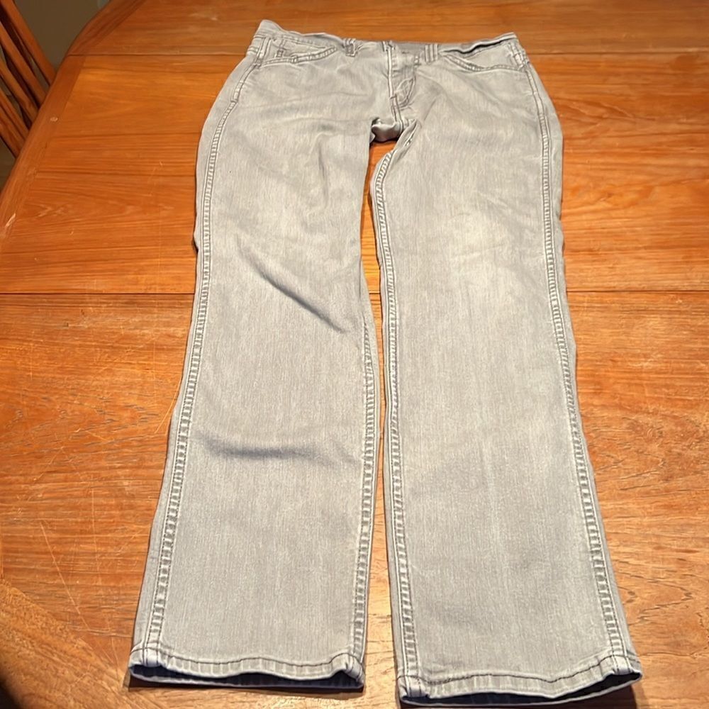 Levi’s 511 Gray Jeans 30 x 32‎